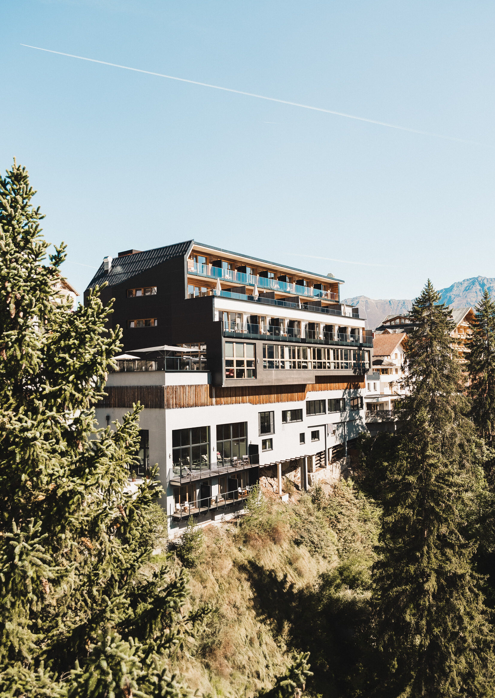 012 Alfahotel Herbsttag OKT2021 CPALE Manuel 1 aspect ratio 61 86
